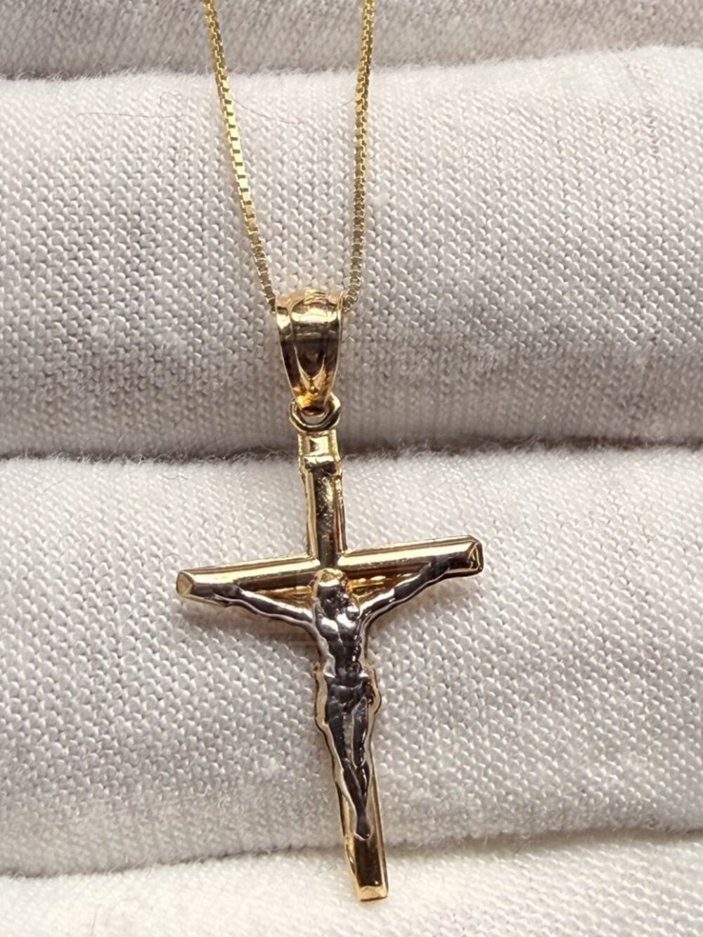 14K Two Tone Gold Crucufix Pendant With 0.8mm Box Chain - 16 inch